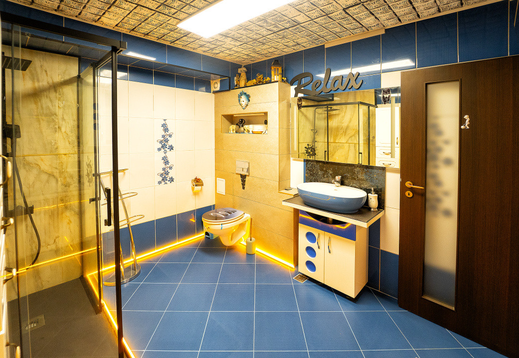 Apartament tip mansarda ,  decomandat , pe 2 niveluri , 92 mp utili