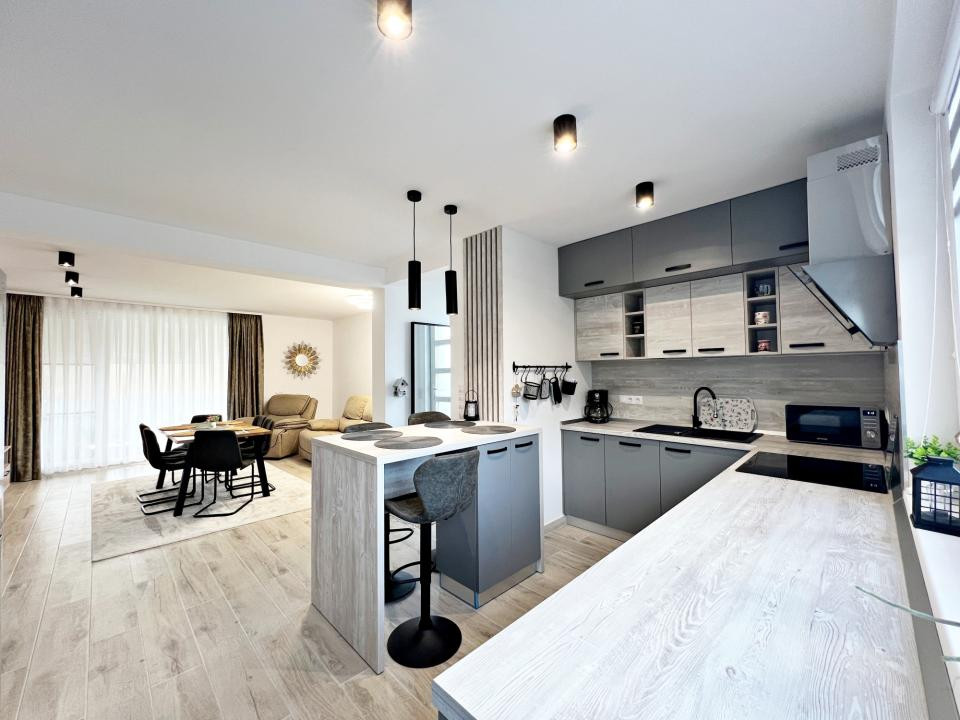 Casa nouă 4 cam. modernă, mobilată și utilată, curte. 10 min. de Sibiu 