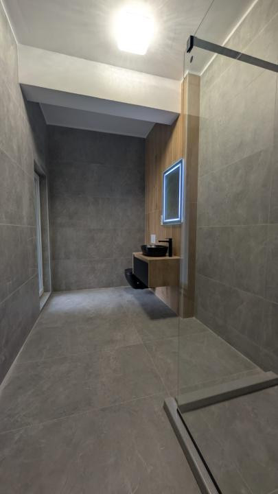 Apartament 2 camere nou, prima închiriere, parcare privată, zona Cireșica!