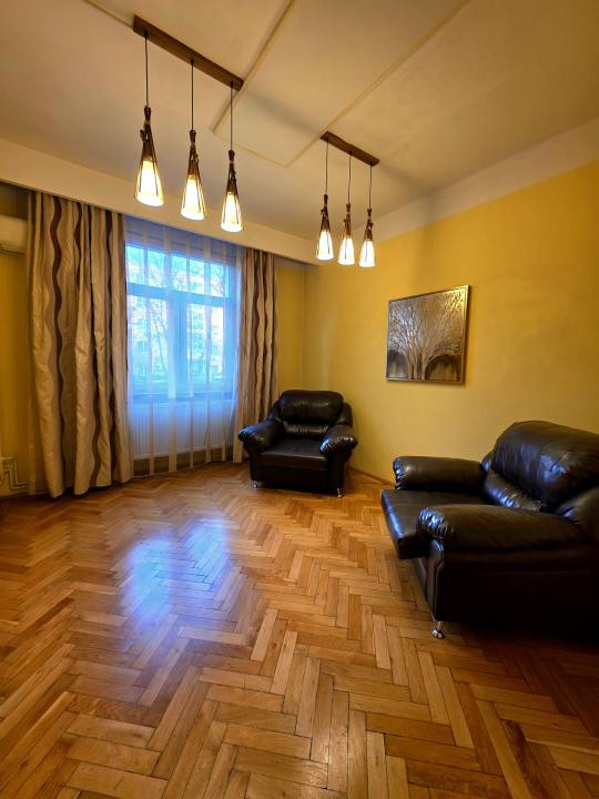 Apartament 2 camere | Calea Bucuresti | Loc de parcare