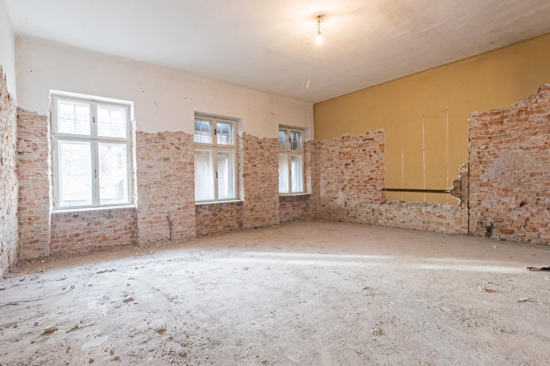 Proiect de restaurare lângă Cetatea Prejmer,  casă și teren de 5.458 mp