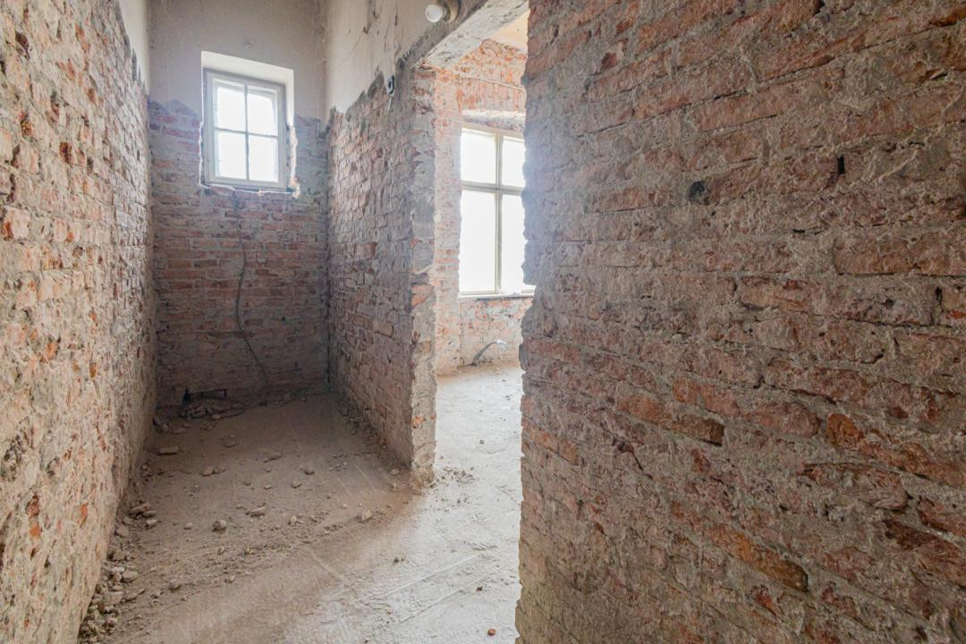 Proiect de restaurare lângă Cetatea Prejmer,  casă și teren de 5.458 mp