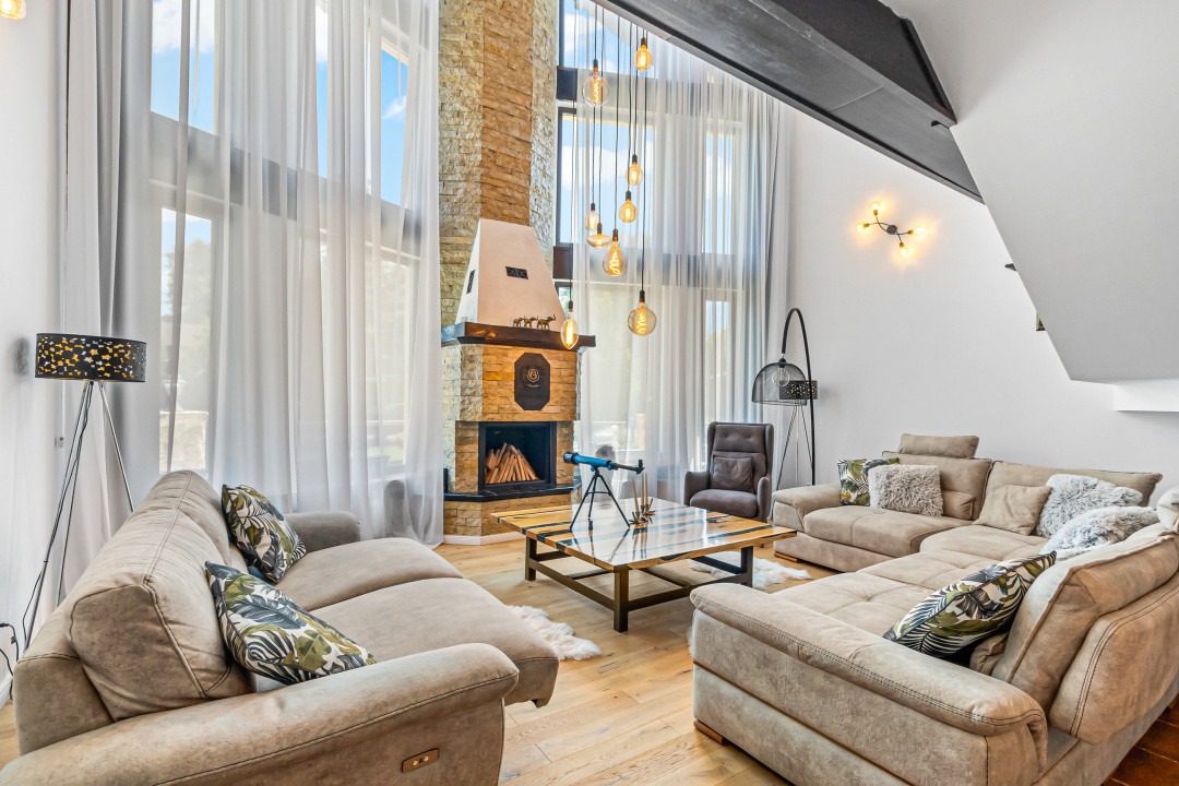 Vilă spectaculoasă lângă Castelul Bran cu piscină și cramă COMISION 0%