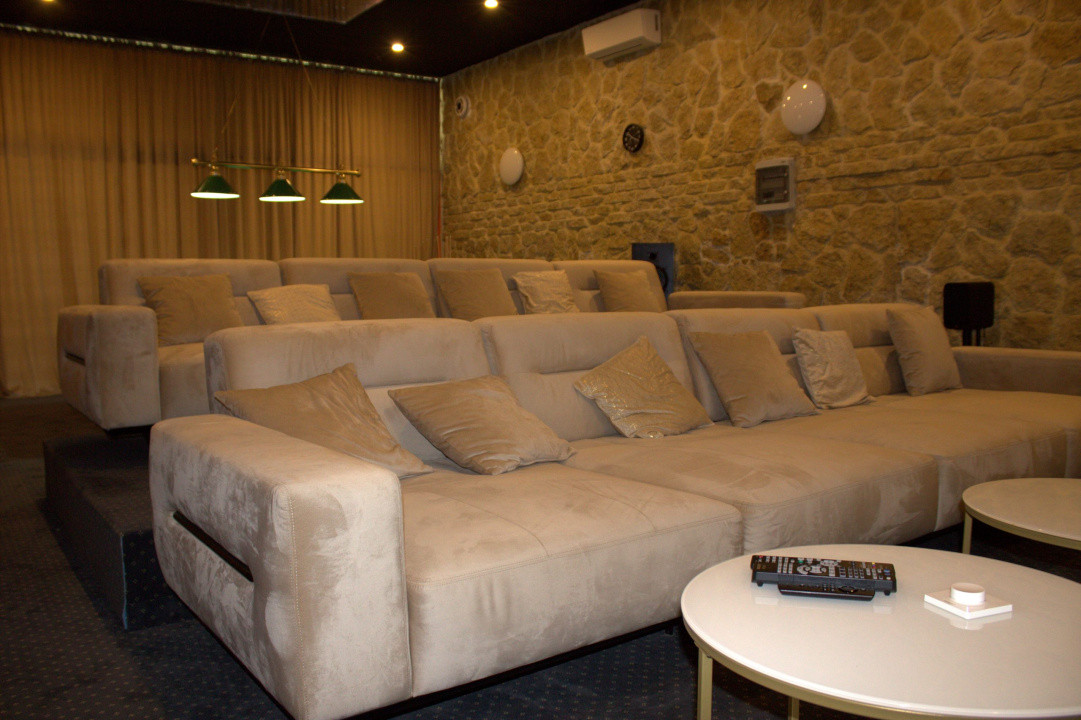 Bran's Finest Luxury Villa with Pool & Cinema
