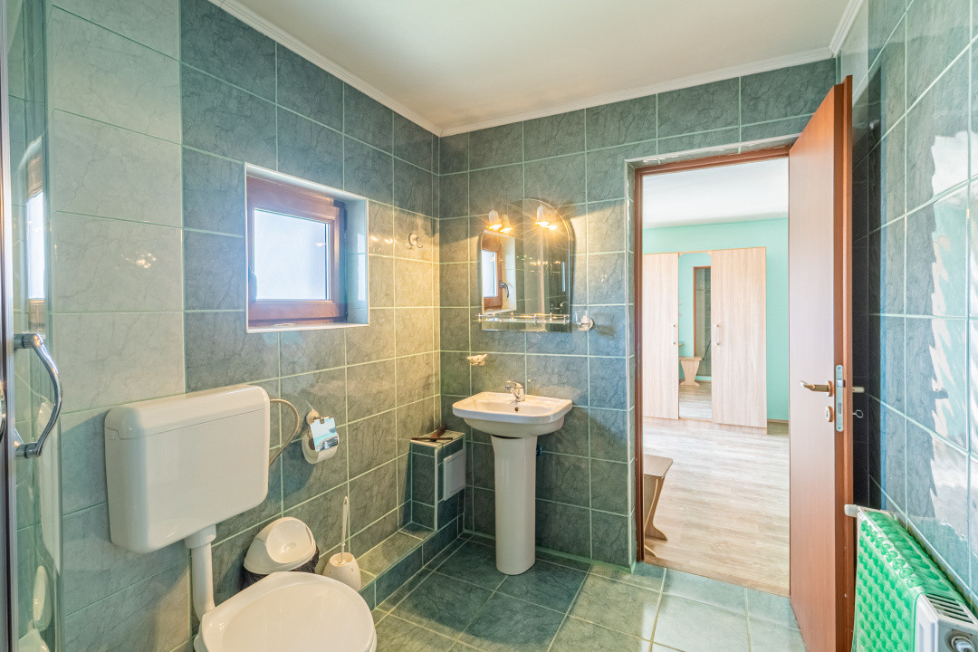 Casă cu potențial turistic în Râșnov, singur in curte, Comision 0%