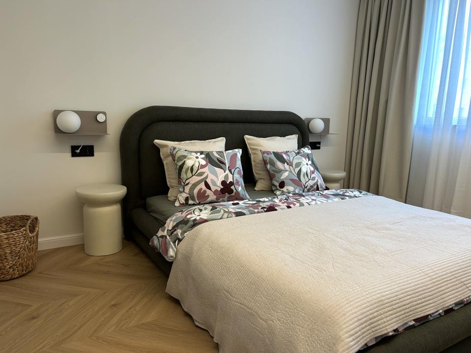 Apartament ultrafinisat de închiriat 