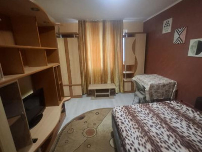 Garsoniera renovata, mobilata si renovata in Alexandru, pe strada Musatini!