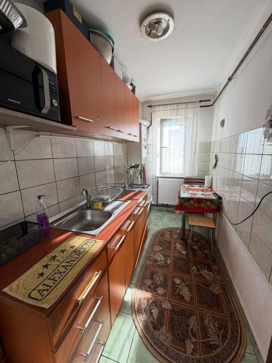 Apartament 3 Camere-Craiovita Noua-Zona Niela