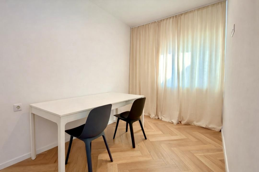 Apartament 3 camere modern | prima închiriere | parcare | bloc nou