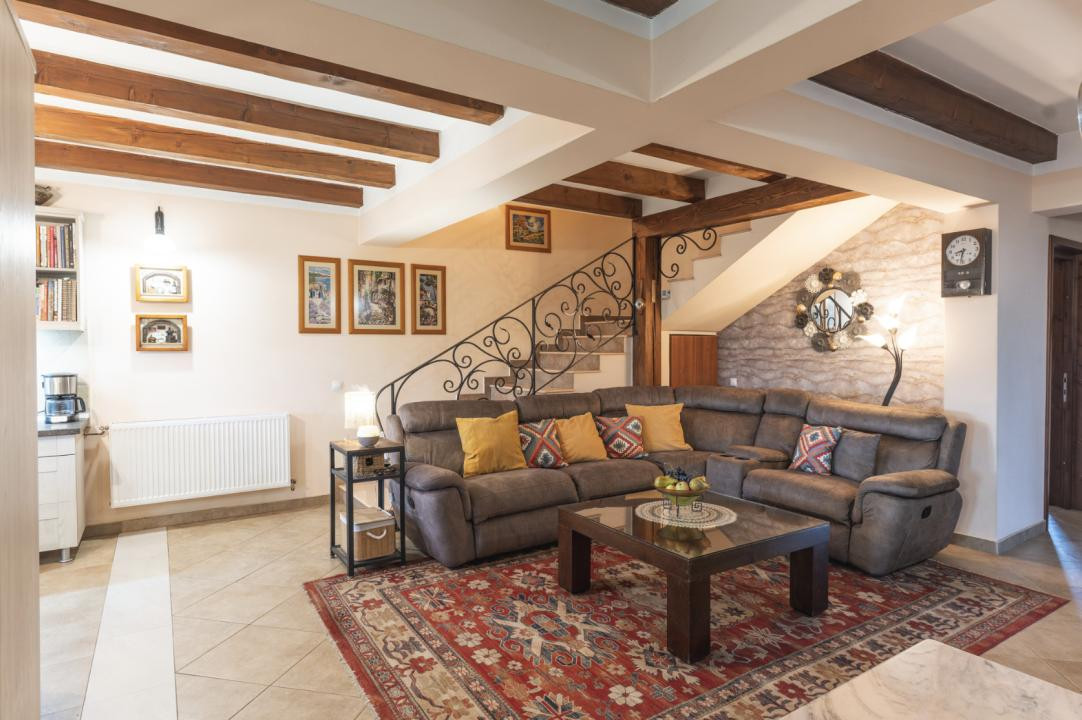 Penthouse în vilă boutique – confort și exclusivitate, Sangeorgiu de Mureș