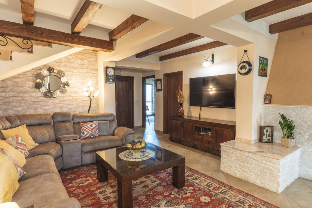 Penthouse în vilă boutique – confort și exclusivitate, Sangeorgiu de Mureș