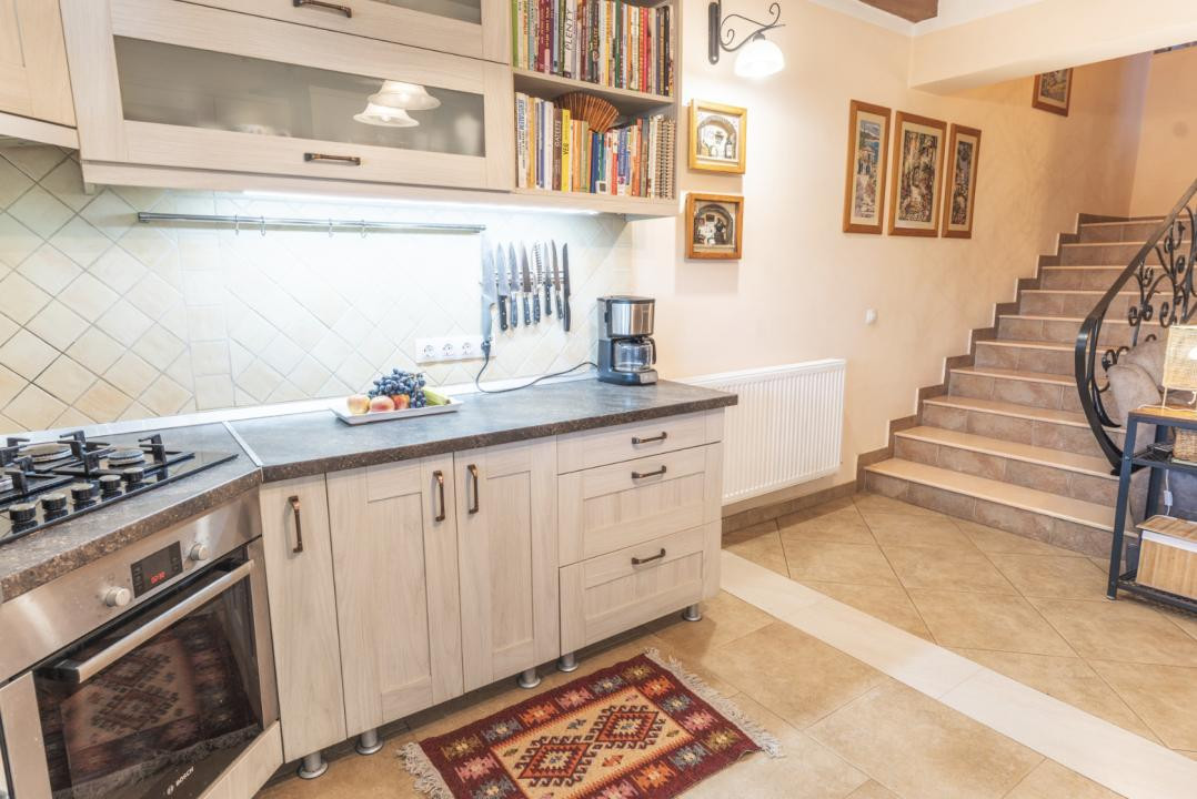 Penthouse în vilă boutique – confort și exclusivitate, Sangeorgiu de Mureș