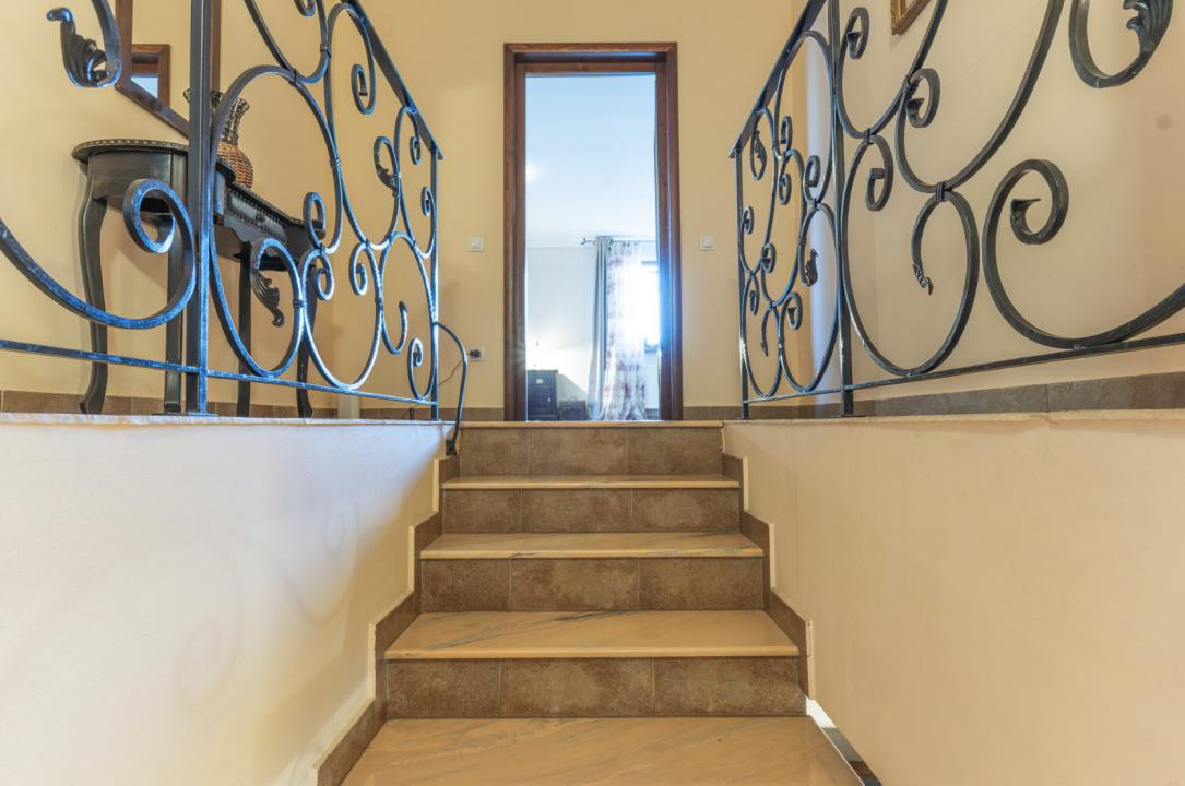 Penthouse în vilă boutique – confort și exclusivitate, Sangeorgiu de Mureș