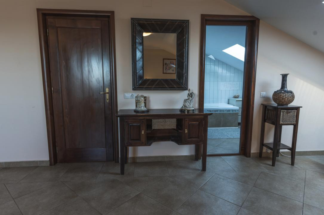 Penthouse în vilă boutique – confort și exclusivitate, Sangeorgiu de Mureș