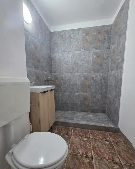 Garsoniera | 32 mp | Etaj intermediar | Calea Bucuresti |