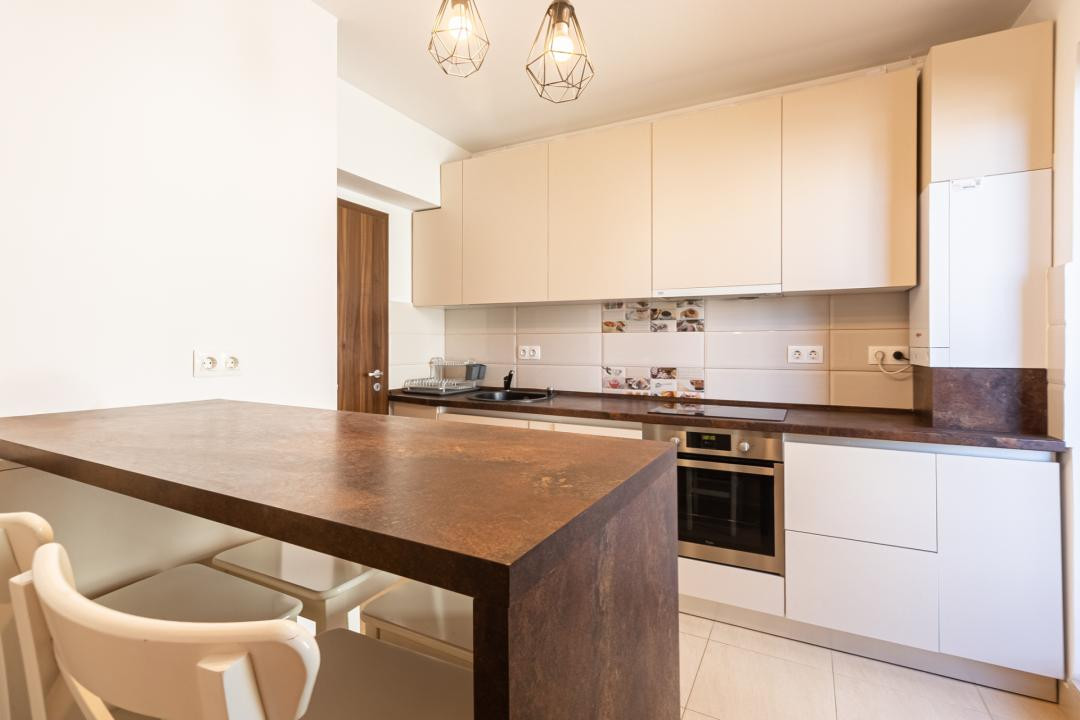 Apartament modern- 2 camere, etaj 1- Tractorul - 0%comision