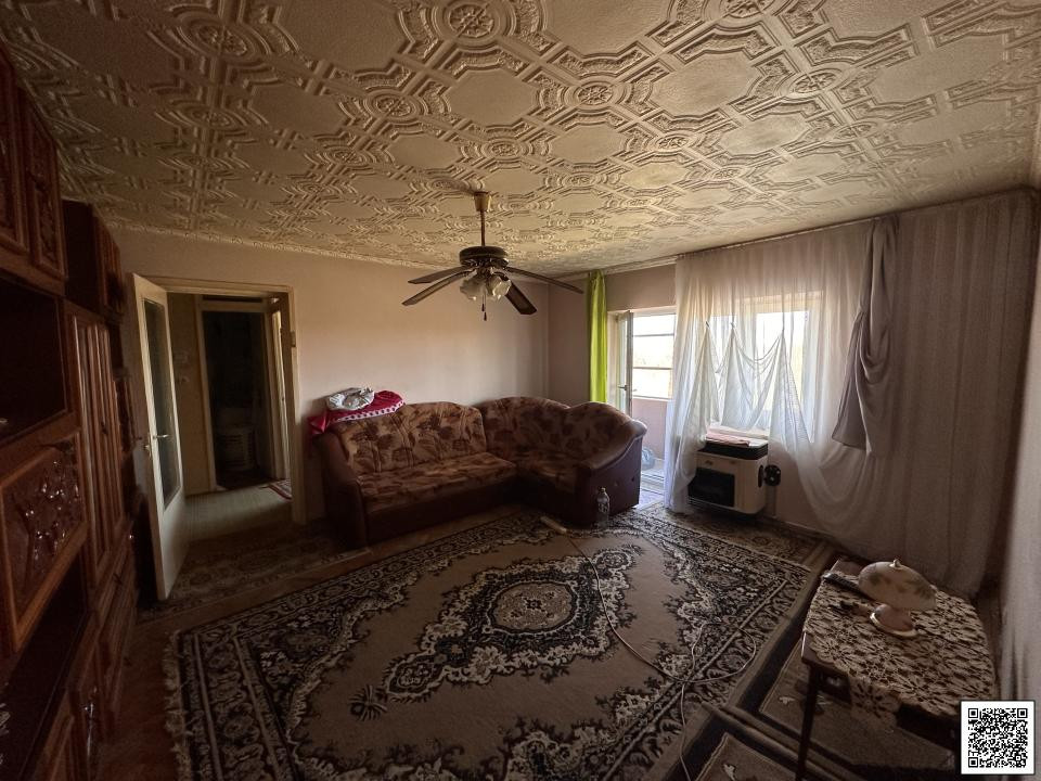 Strada Zenit 33, etaj 4/4 cu priveliste spre Someș