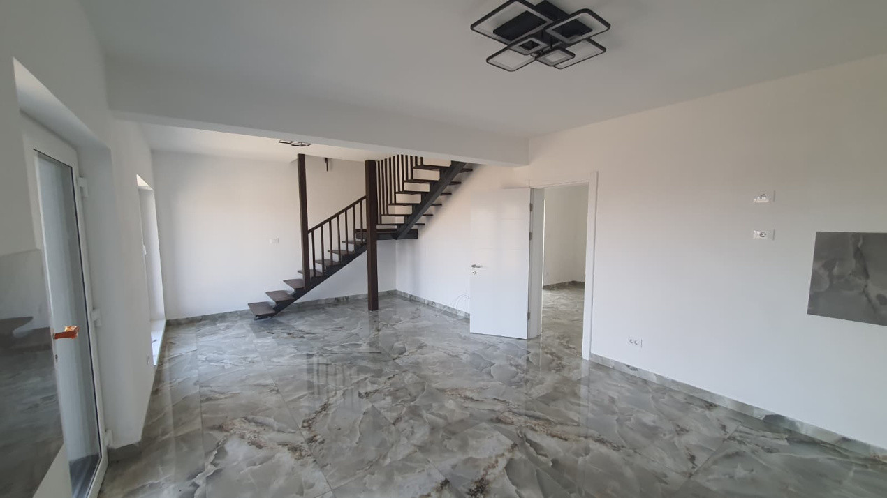 Vila 5 camere Aroneanu