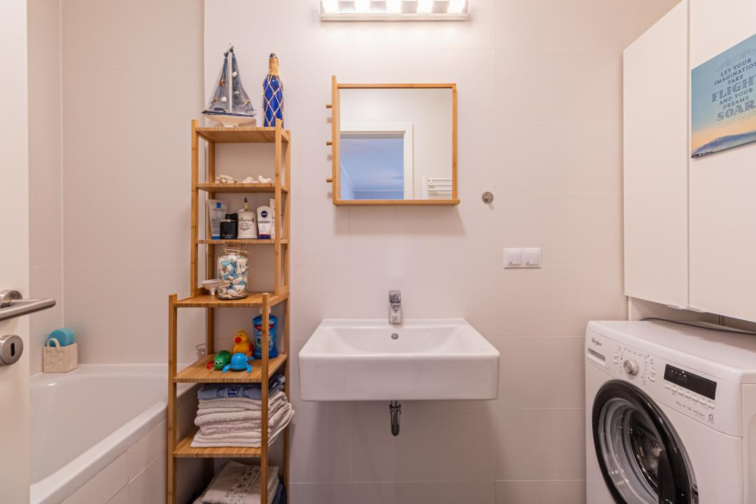 Apartament Premium 2 Camere| Coresi Kasper| Parcare + Boxă | Pietonala Tractorul