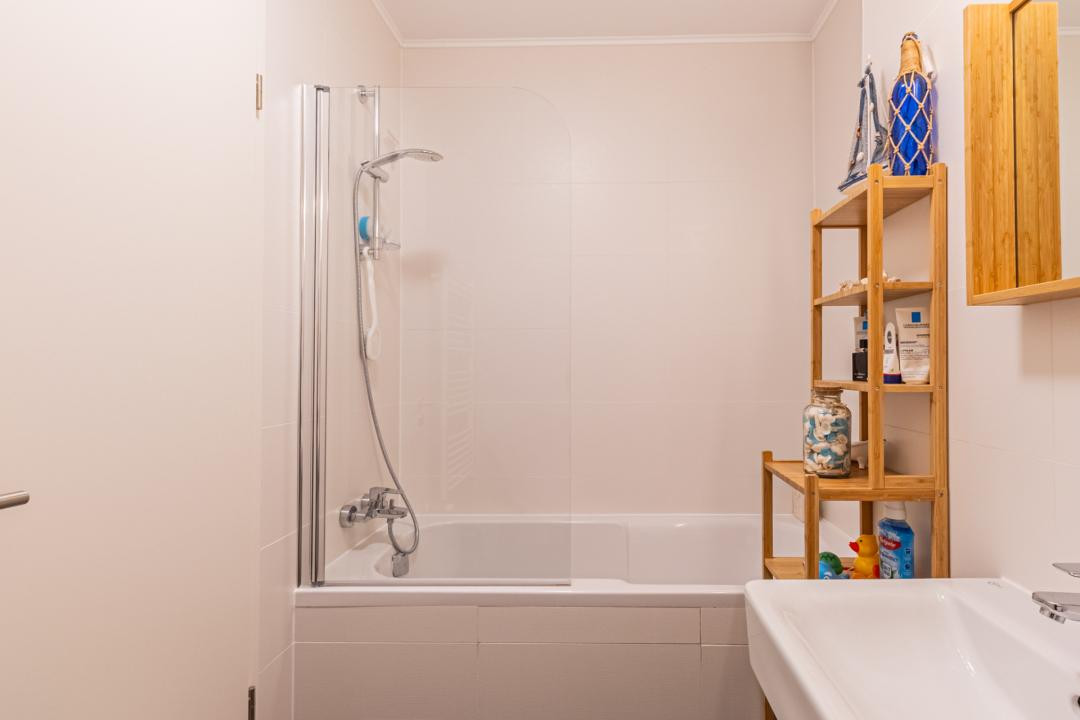 Apartament Premium 2 Camere| Coresi Kasper| Parcare + Boxă | Pietonala Tractorul