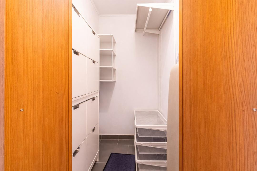 Apartament Premium 2 Camere| Coresi Kasper| Parcare + Boxă | Pietonala Tractorul