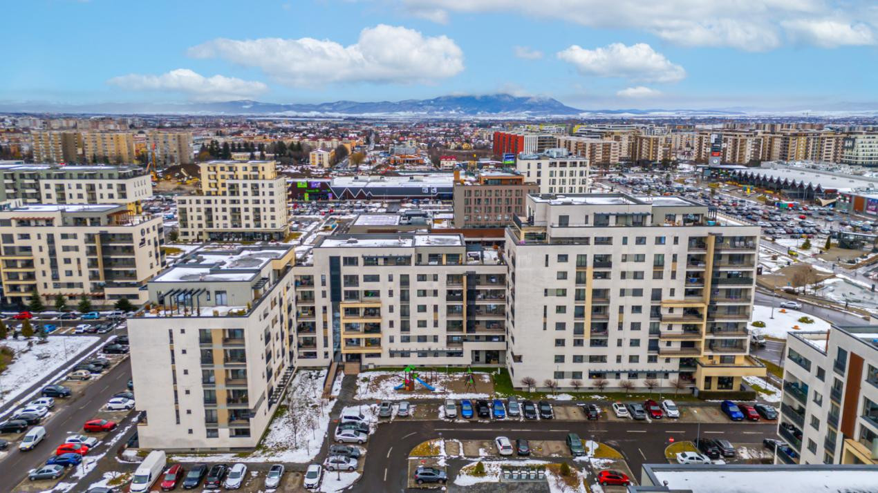 Apartament Premium 2 Camere| Coresi Kasper| Parcare + Boxă | Pietonala Tractorul