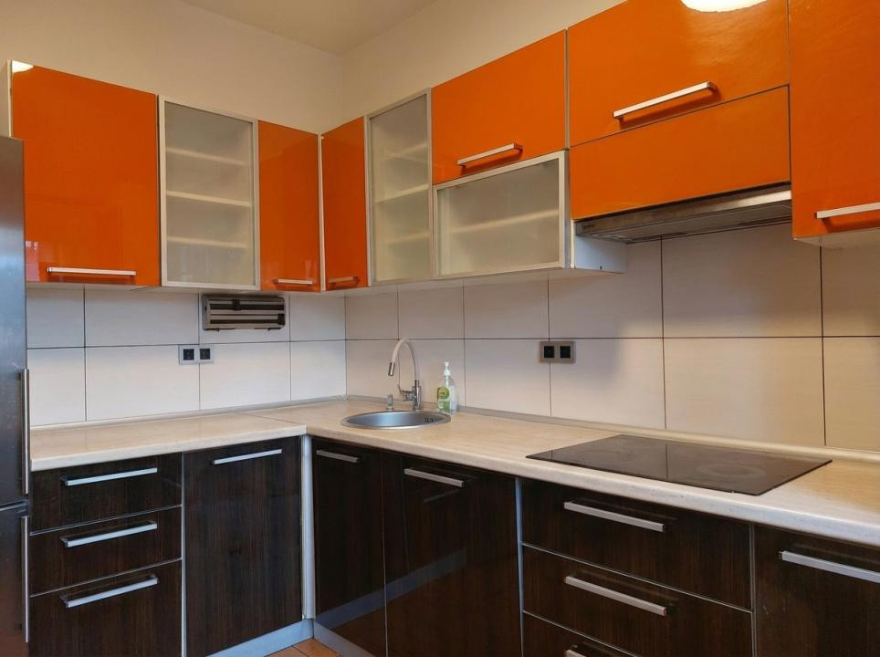 Casa tip duplex de vanzare in Cisnadie 3 dormitoare curte 2 locuri de parcare