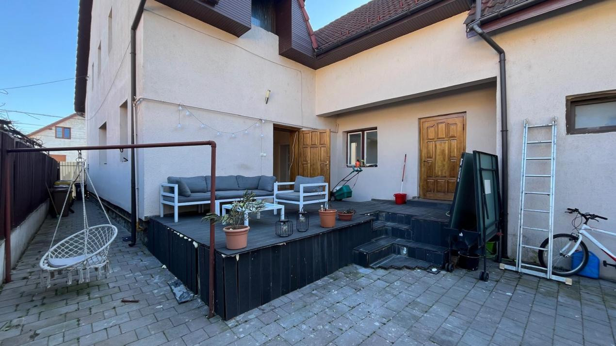 Casă individuală de închiriat – 4 camere, curte și terasă – Terezian