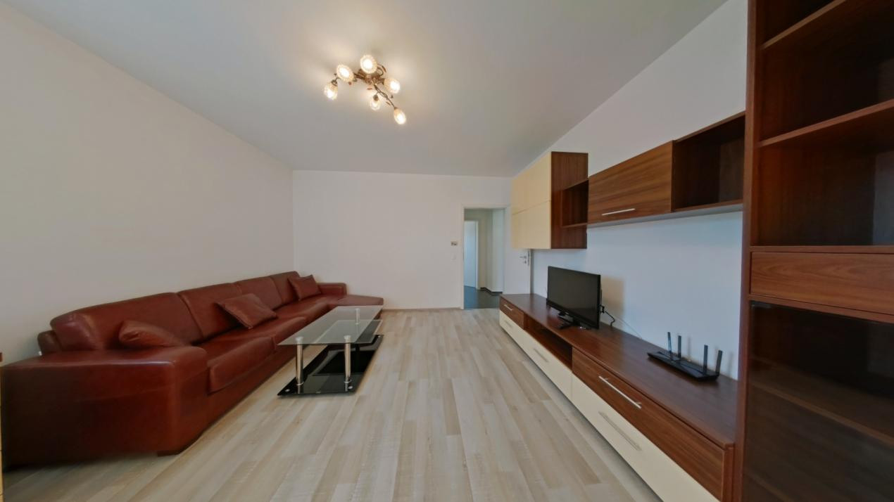 Apartament 2,5 camere de închiriat Avantgarden, Pet-friendly, view superb