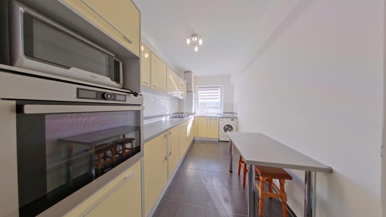 Apartament 2,5 camere de închiriat Avantgarden, Pet-friendly, view superb