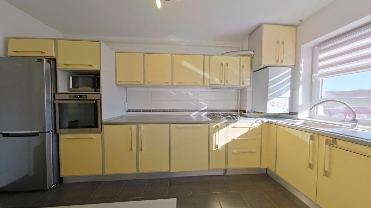 Apartament 2,5 camere de închiriat Avantgarden, Pet-friendly, view superb