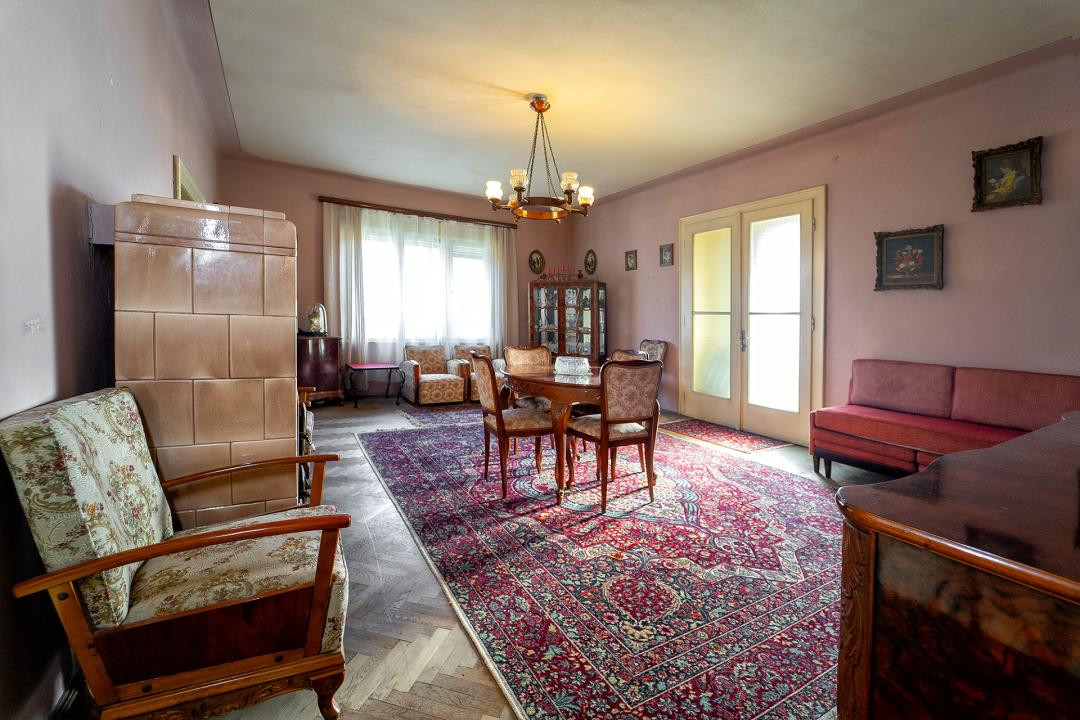Apartament Interbelic de 4 camere– Str. Independenței nr. 10, Sibiu