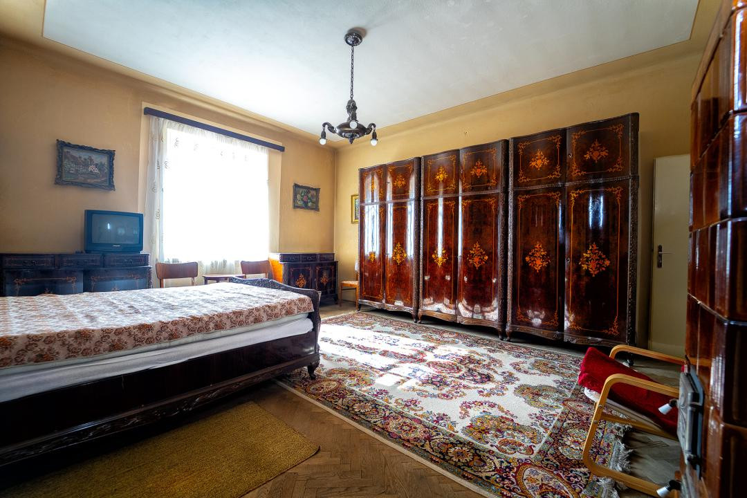 Apartament Interbelic de 4 camere– Str. Independenței nr. 10, Sibiu