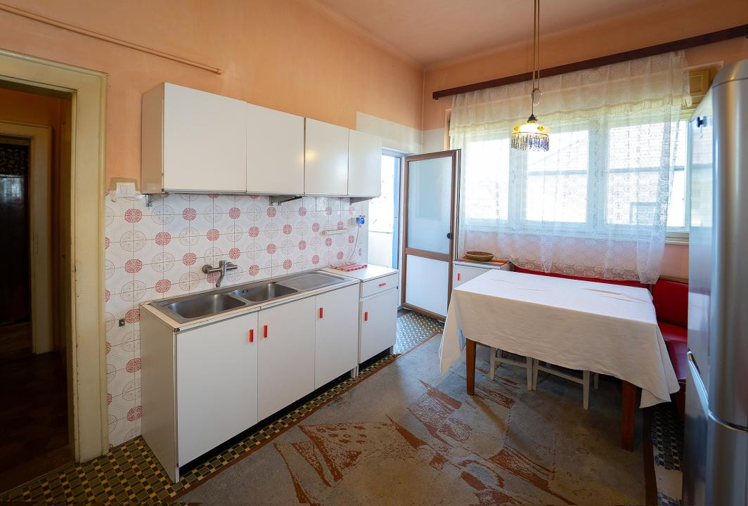 Apartament Interbelic de 4 camere– Str. Independenței nr. 10, Sibiu