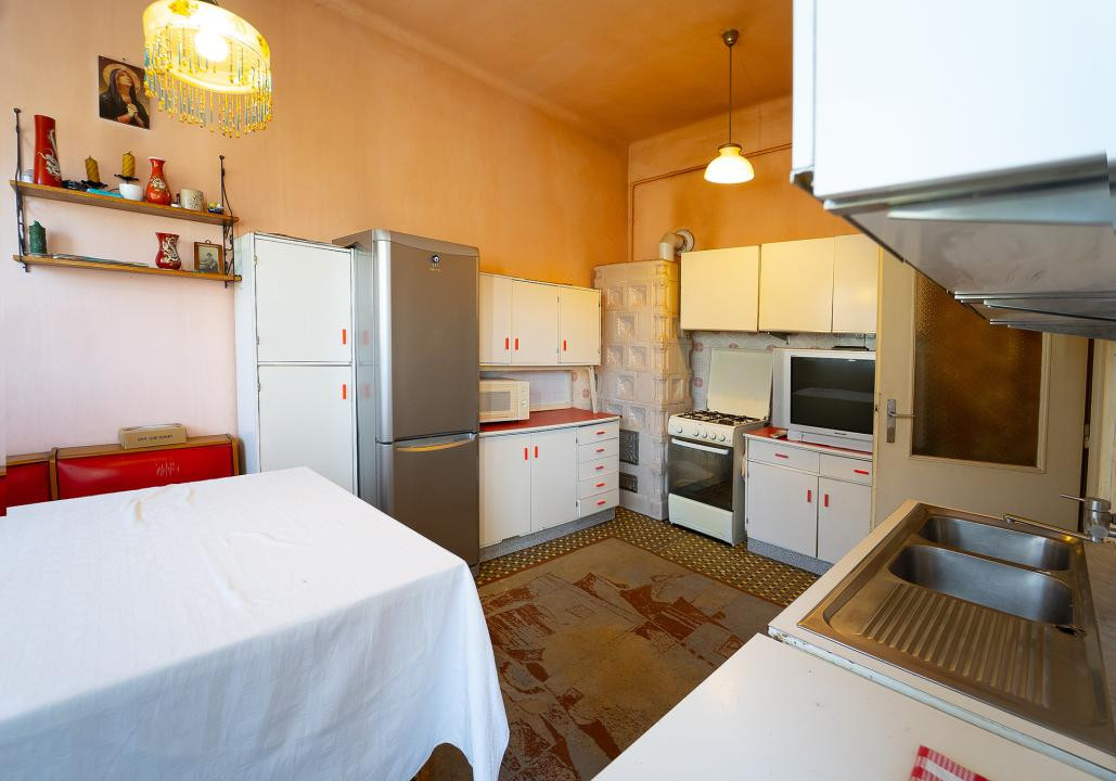 Apartament Interbelic de 4 camere– Str. Independenței nr. 10, Sibiu