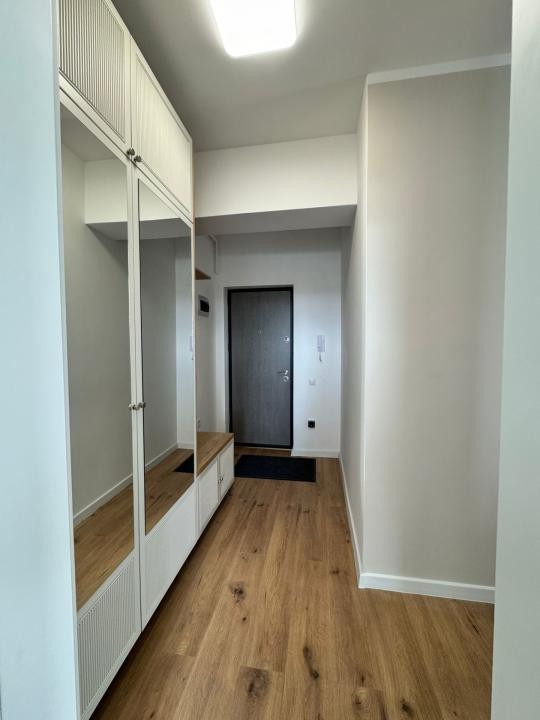 Apartament 3 camere modern, mobilat nou, 2 băi, etaj 5 cu lift – gata de mutare!