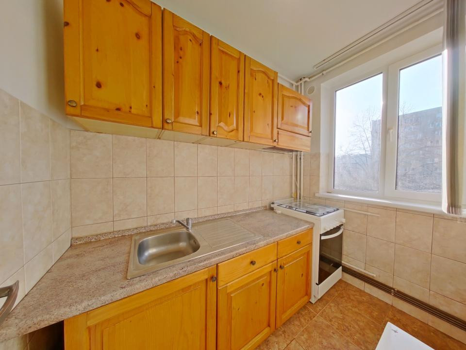 Închiriere garsonieră mobilată și utilată -  strada Soarelui, Cartier Astra