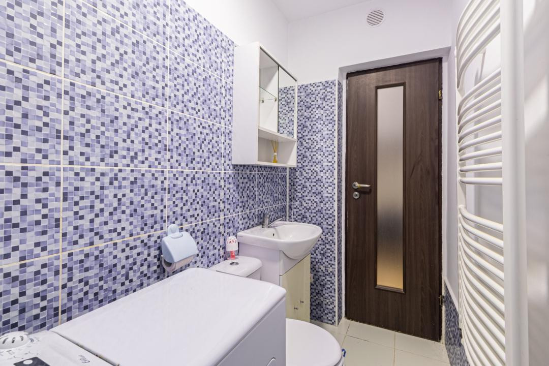 Vânzare garsonieră mobilată și utilată, construcție 2018 – zona Tractorul