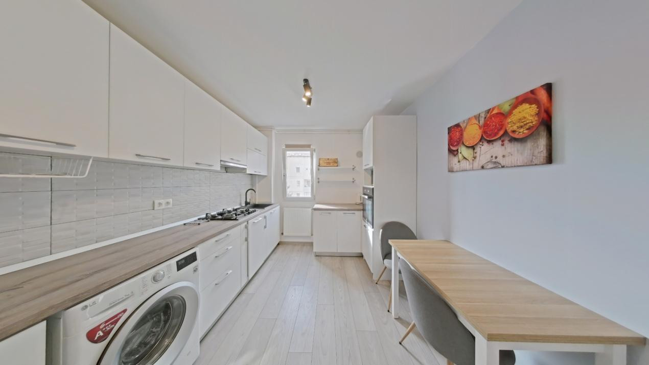 Apartament 2 camere, modern, loc parcare – Bld. Garii