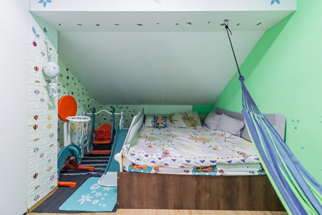 De vanzare 3 camere Sanpetru 