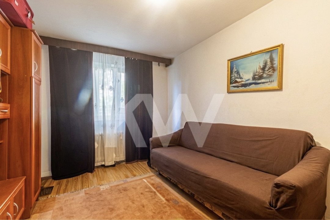 Oportunitate!! Apartament 3 camere decomandat la pret de garsonieră!!