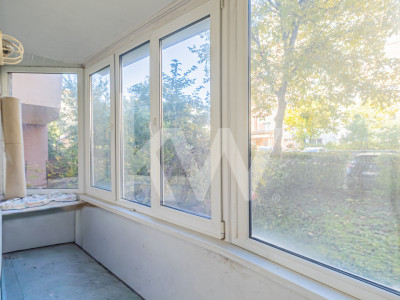 Oportunitate!! Apartament 3 camere decomandat la pret de garsonieră!!