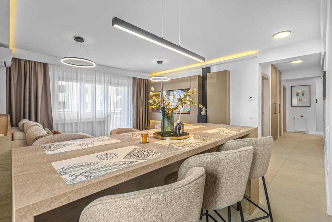 Apartament 3 camere modern ,Tractorul, Brașov - Parcare inclusă , Comision 0%