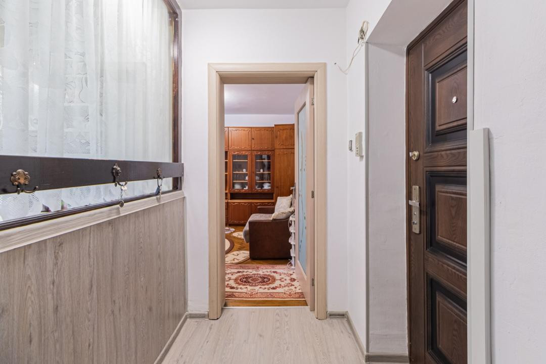 Apartament ultracentral | 52,3 mp utili + boxă + parcare | COMISION 0%