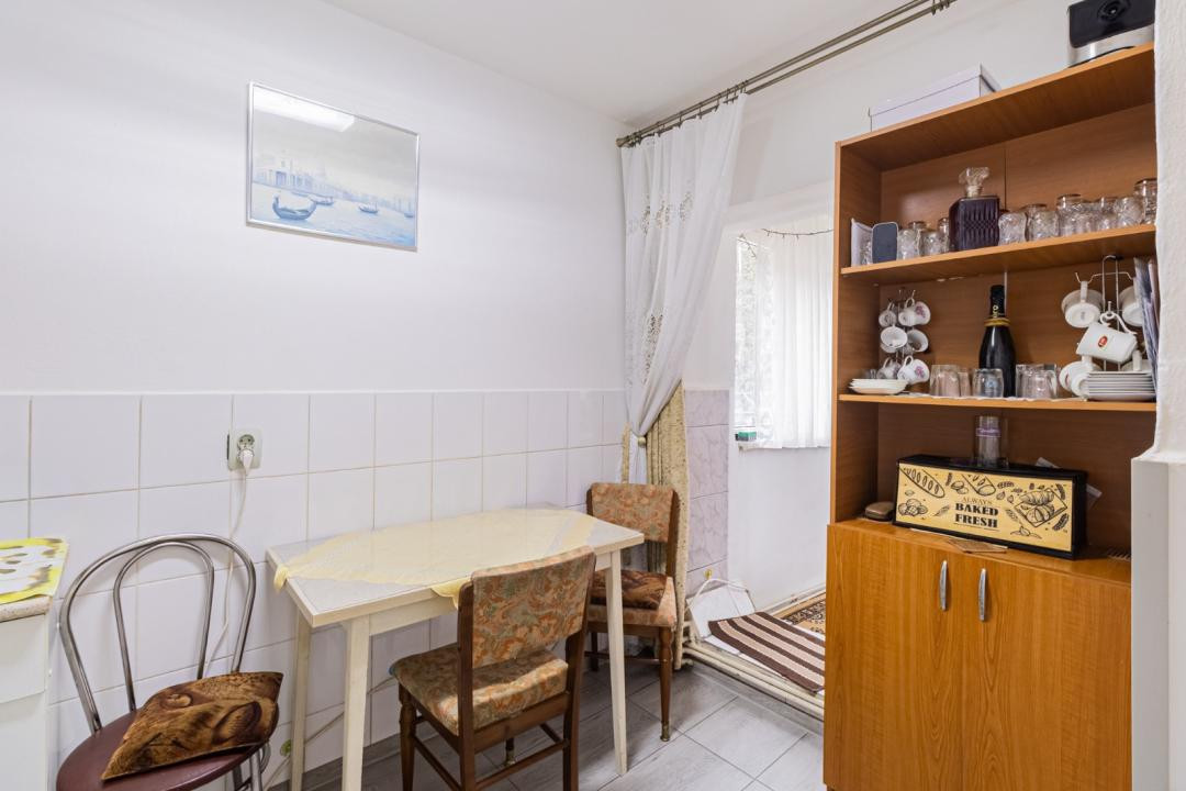 Apartament ultracentral | 52,3 mp utili + boxă + parcare | COMISION 0%