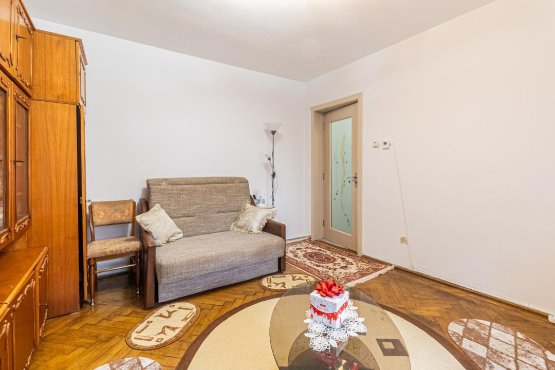 Apartament ultracentral | 52,3 mp utili + boxă + parcare | COMISION 0%