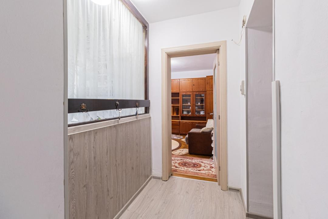 Apartament ultracentral | 52,3 mp utili + boxă + parcare | COMISION 0%