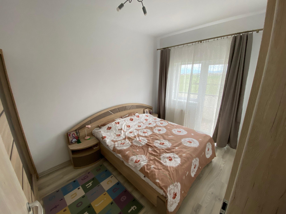 Apartament 2 camere de inchiriat 44 mpu parcare balcon zona Magnolia