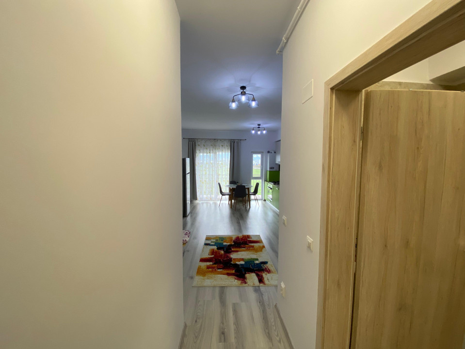 Apartament 2 camere de inchiriat 44 mpu parcare balcon zona Magnolia