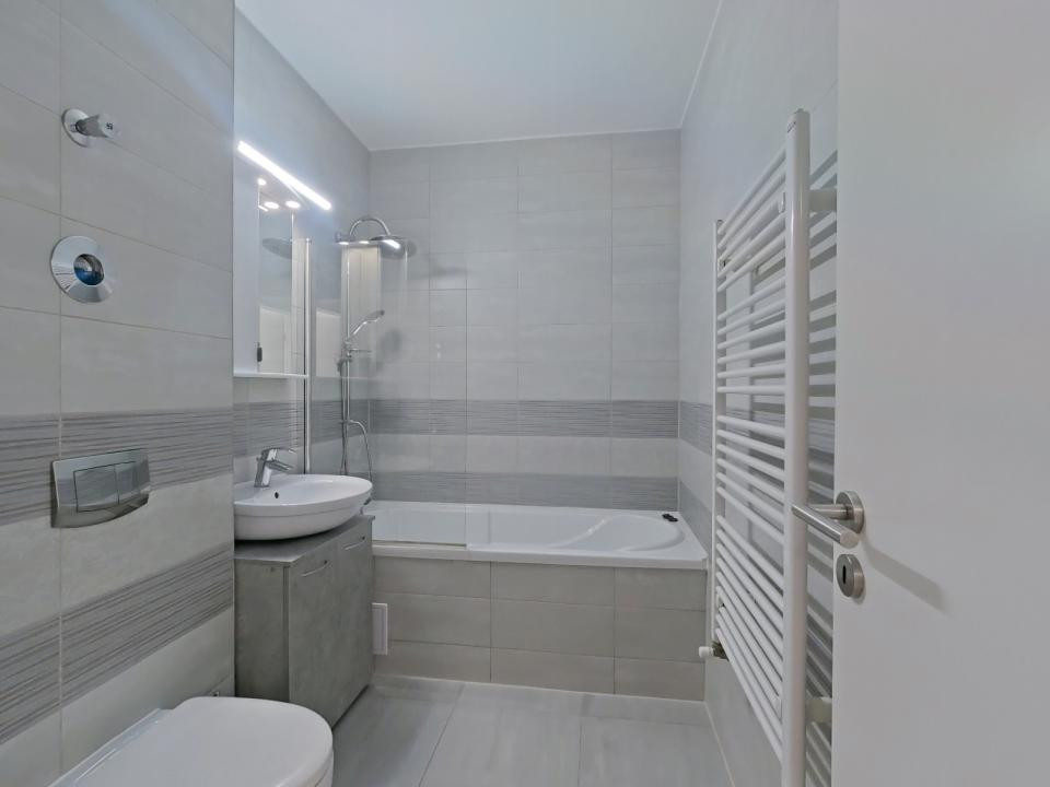 Închiriere garsonieră mobilată si utilată în zona Avantgarden, Brașov